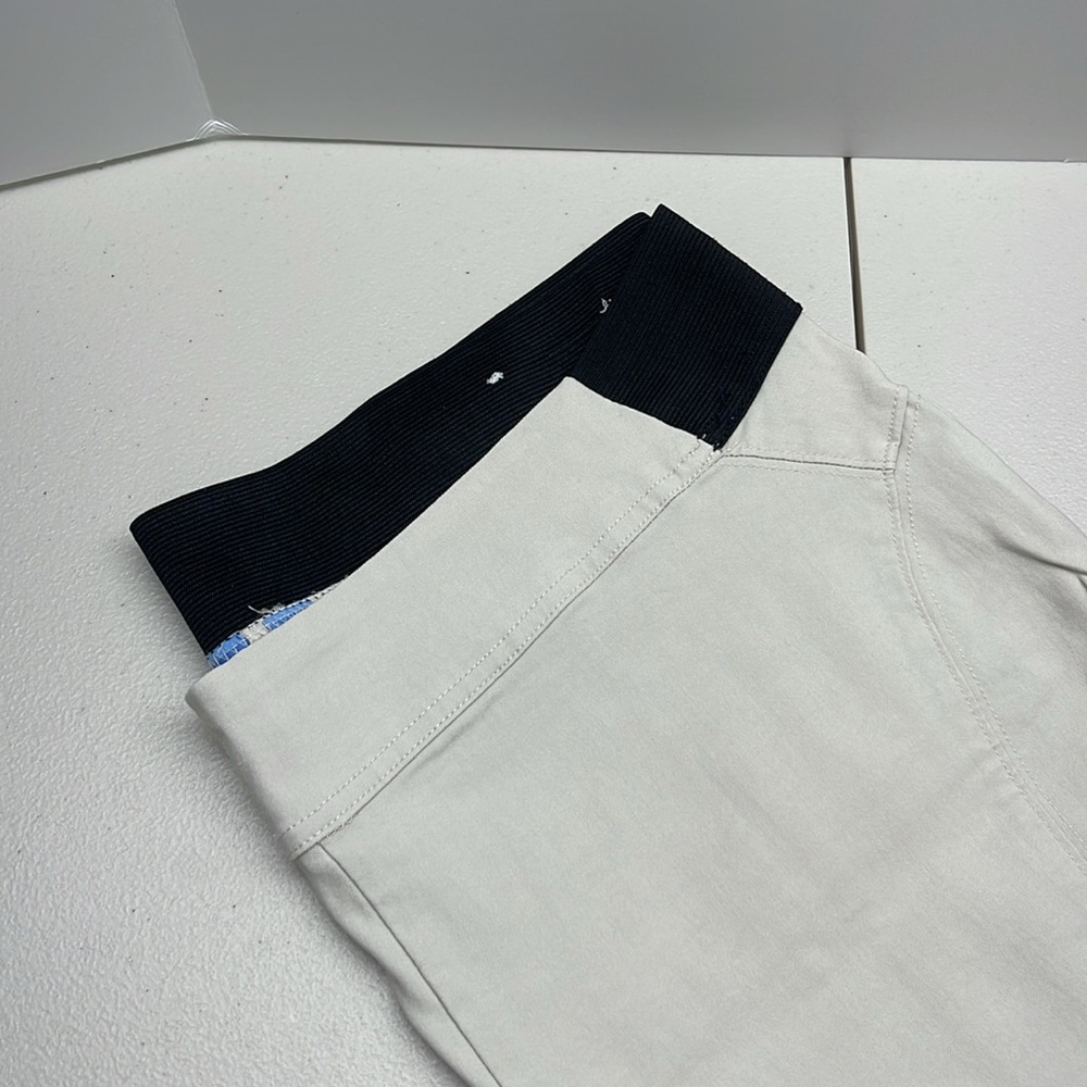 Simply Vera Vera Wang Cream Capri Pants mid-rise pull-on stretch Size L - Picture 2 of 5